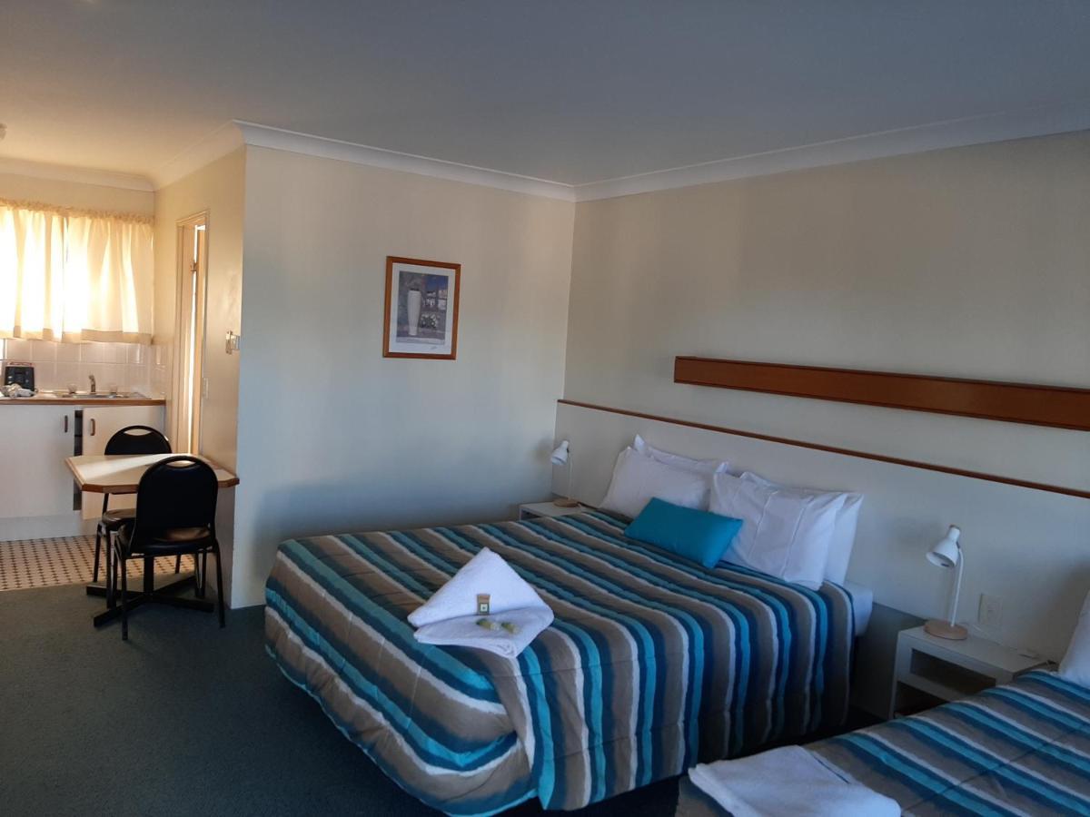 Country Rose Motel Warwick Exteriér fotografie